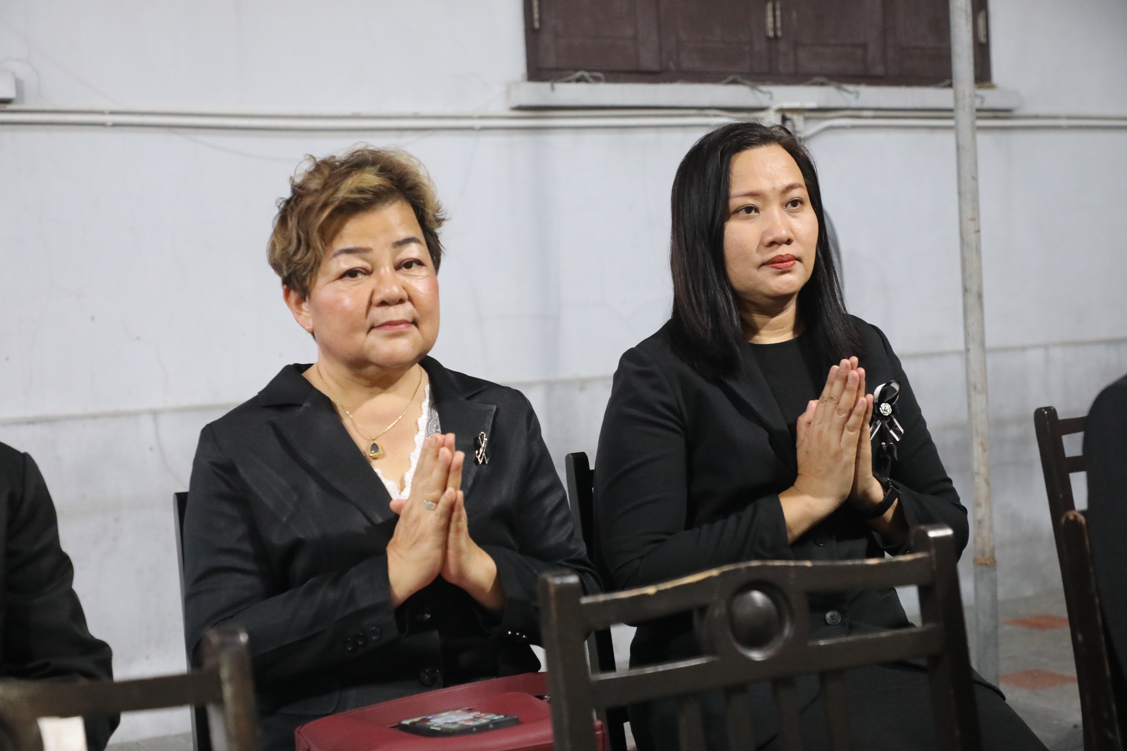 title - ส.ป.ก. ร่วมอาลัย เข้าร่วมงานสวดพระอภิธรรม นายจรัลธาดา กรรณสูต องคมนตรี อดีตปลัดกระทรวงเกษตรและสหกรณ์